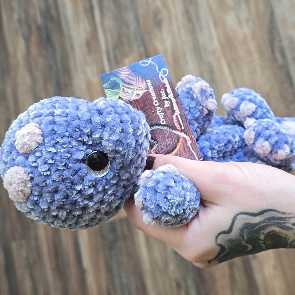 Brontosaurus Snuggler - Picture 2 of 3